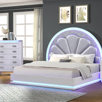  Спальный гарнитур Perla King 5-N Pc со светодиодной подсветкой, выполненный из дерева молочно-белого цвета